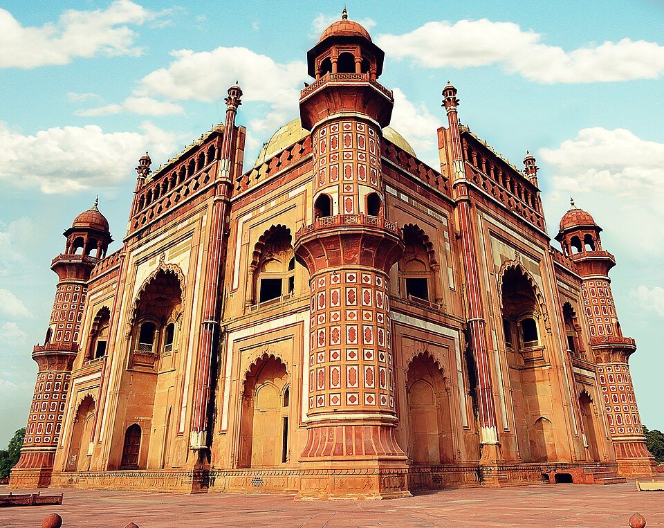 Safdarjung Tomb
