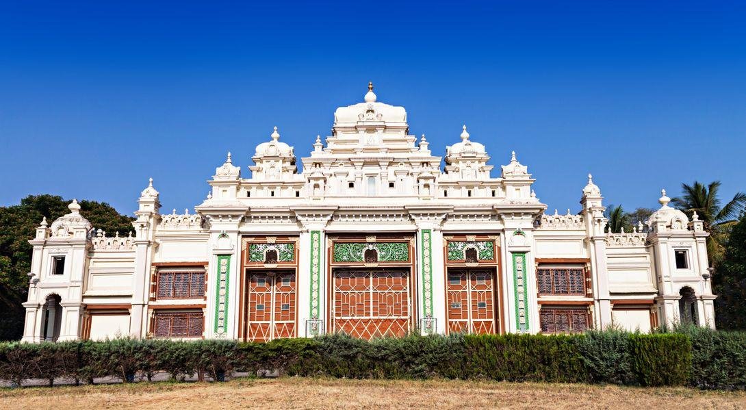 Jaganmohan Palace Art Gallery & Auditorium