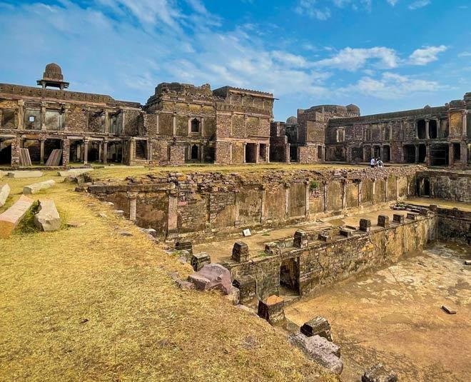 Raisen Fort